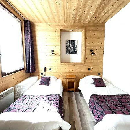 Des Marquisats Hotel